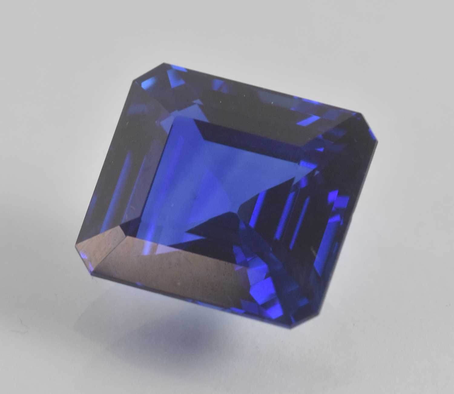 Asian Art, Antiques, Fine Art & Collectables with Silver & Jewellery (London)